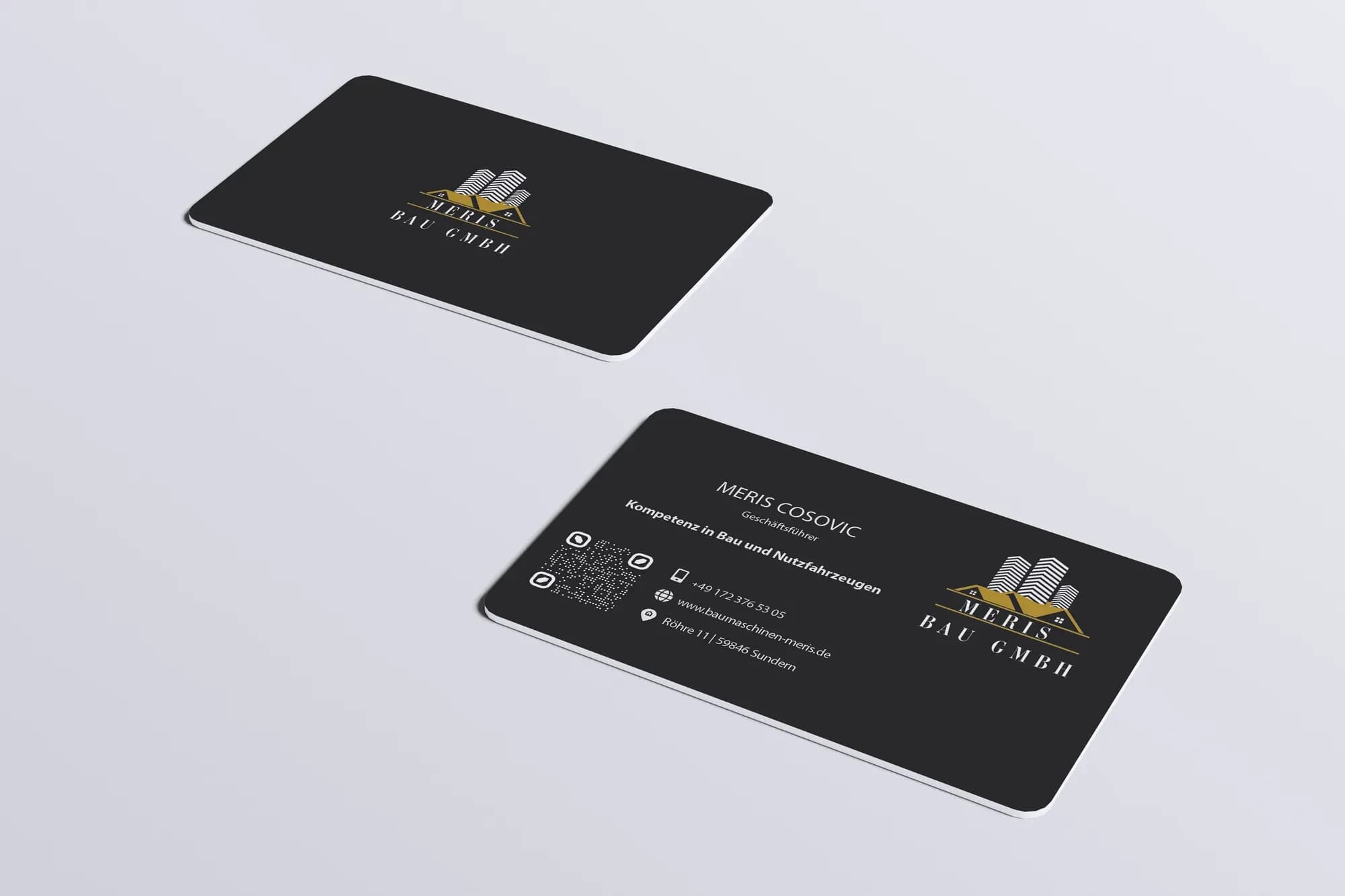 Visitenkarten der Meris Bau GmbH, Vorder- und Rückseite in Anthrazit mit goldenem Logo